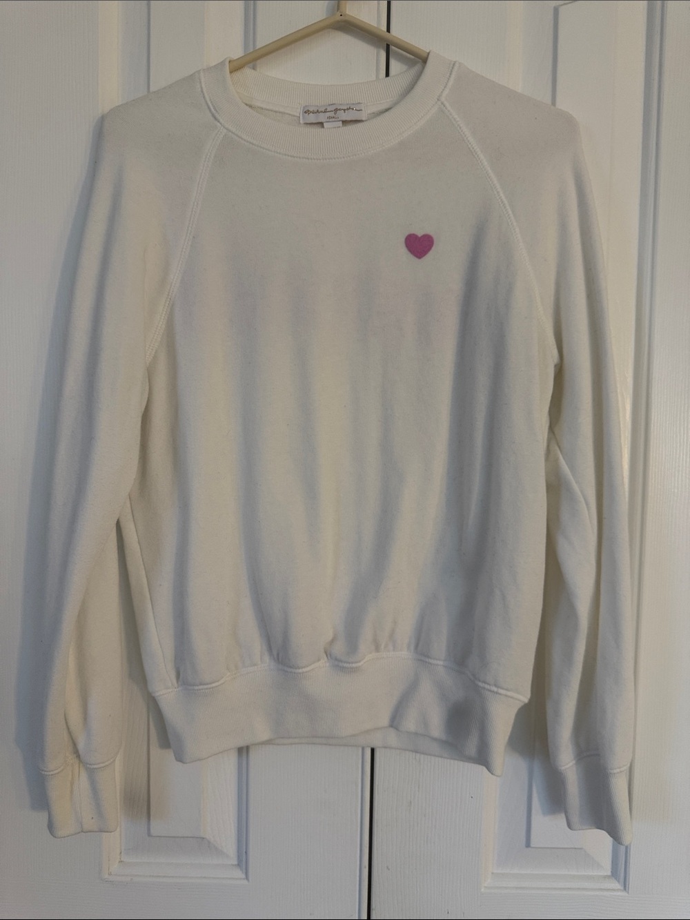 Spiritual gangster Women’s Cream Crewneck Sweater with Pink Heart XS